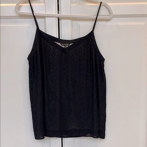 Black Sleeveless Top - chic!